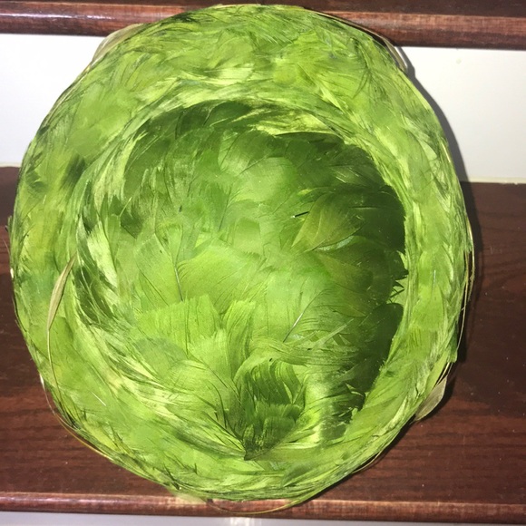 Vintage 40โs Evelyn Varon Green feather hat SZ S๐ - Picture 8 of 8